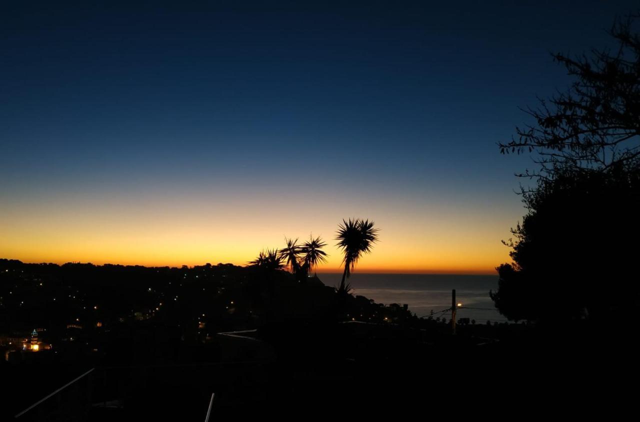 Vila Virage 9 3/4 Saint-Mandrier-sur-Mer Exteriér fotografie
